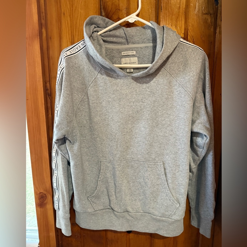 American Eagle sweatshirt Ahh-mazingly soft size small
